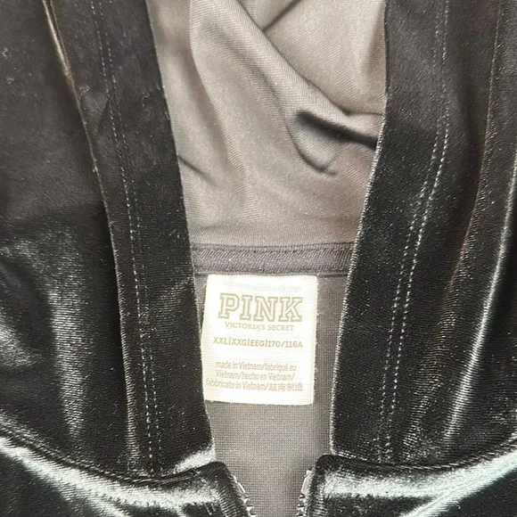 PINK Victoria's Secret Black Velvet Cropped Coat - Picture 2 of 13